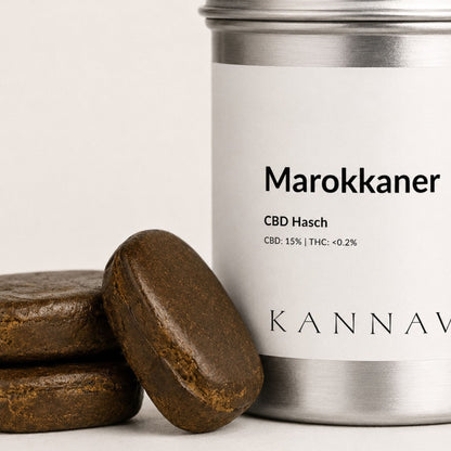 Marokkaner CBD Hasch Detailaufnahme mit KANNAVI Dose